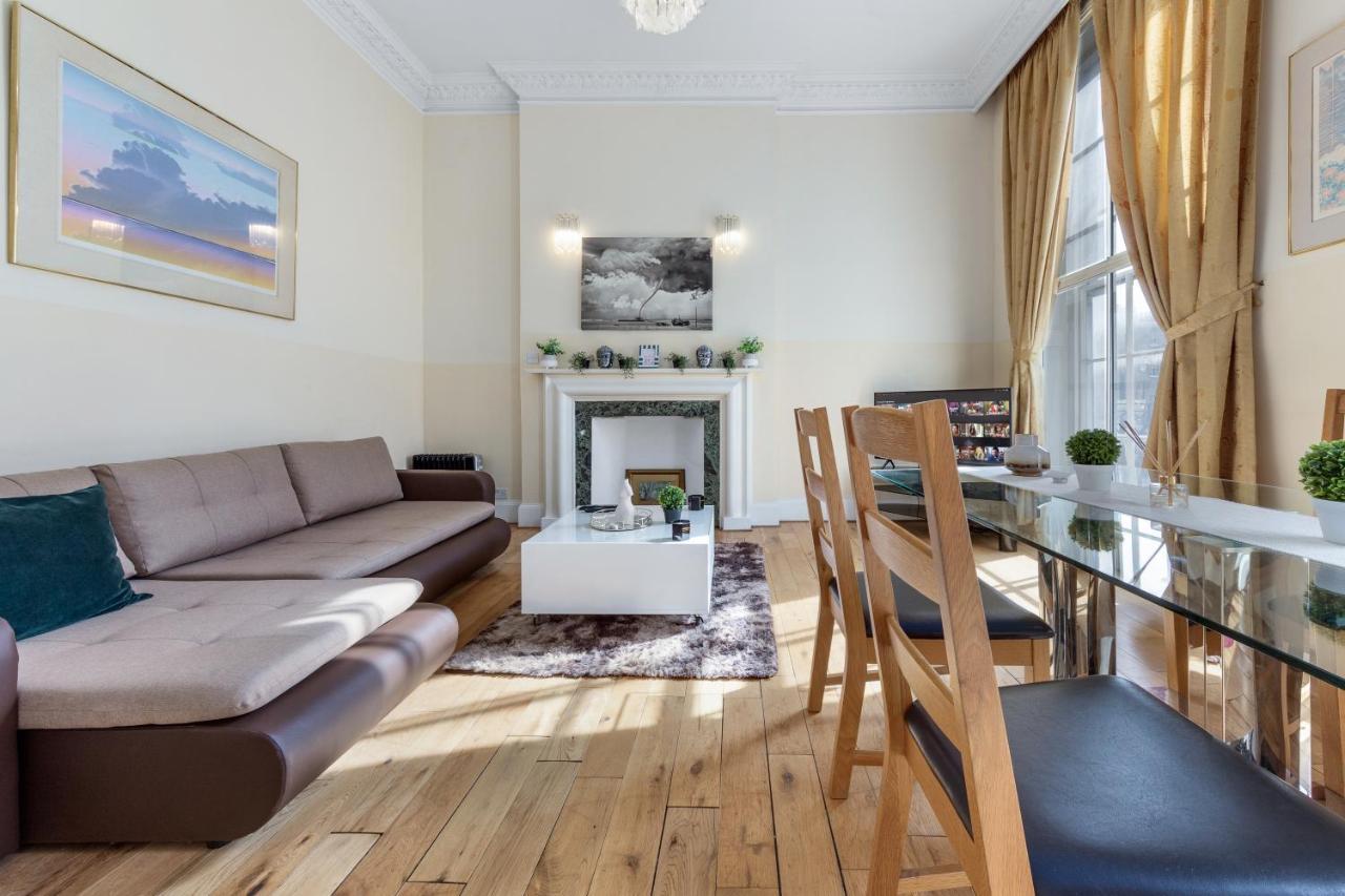 Flat In Baker Street Apartment Londra Exterior foto