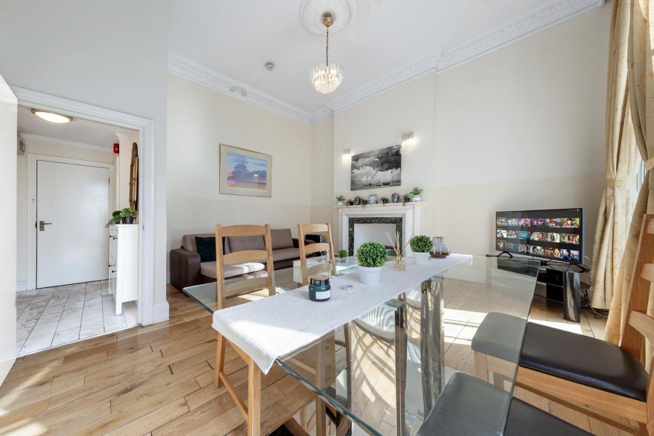 Flat In Baker Street Apartment Londra Exterior foto