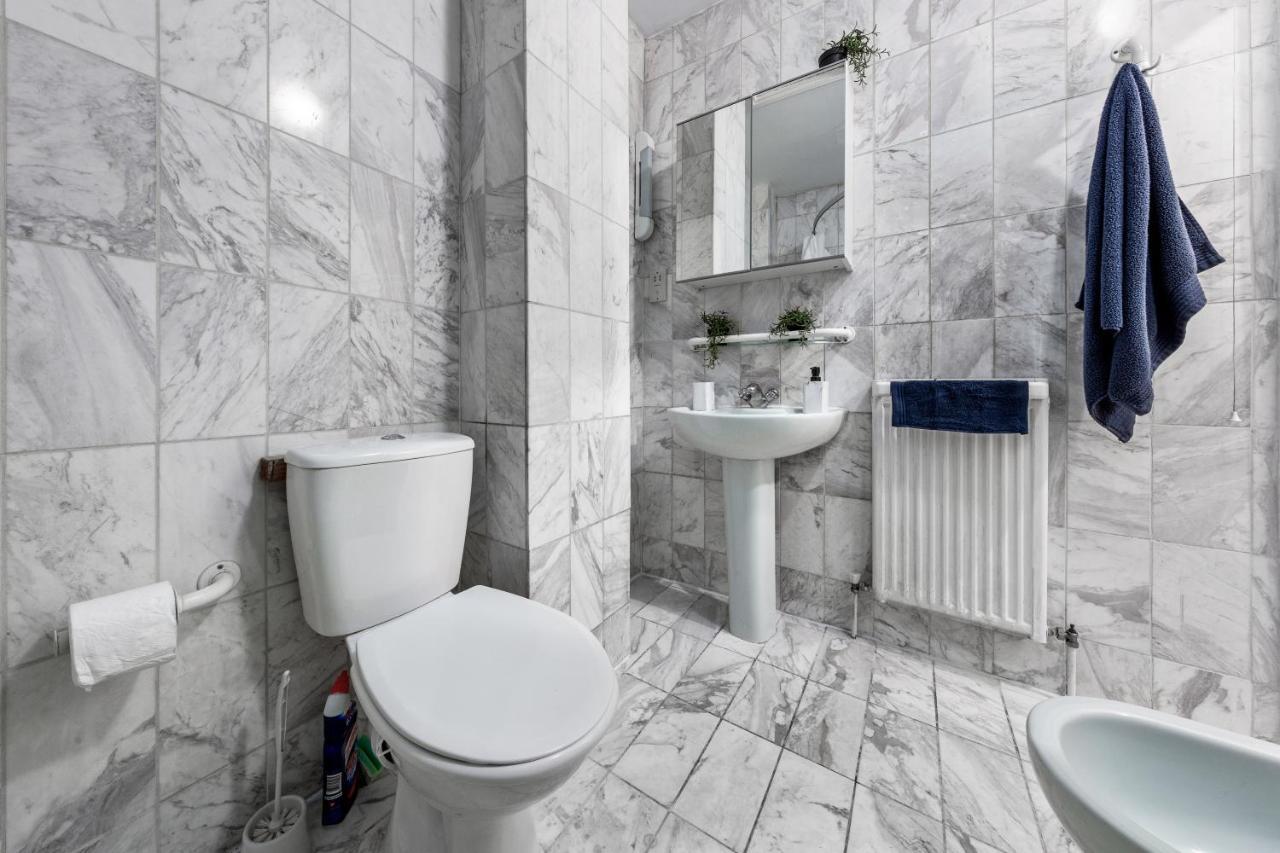 Flat In Baker Street Apartment Londra Exterior foto